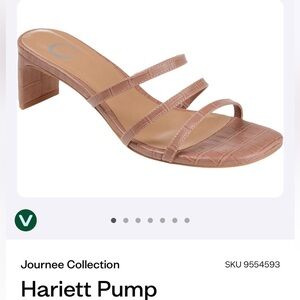 The Journee Collection Hariett Pump
